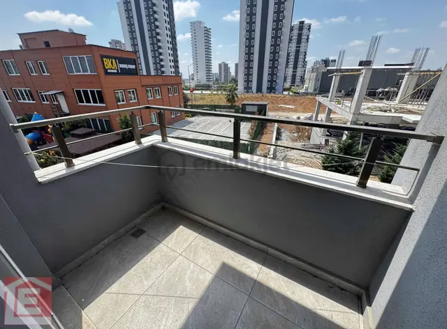 Real Kavşağında Geniş Kiralık 3+1 Eşyalı Daire... 5