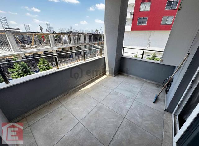 Real Kavşağında Geniş Kiralık 3+1 Eşyalı Daire... 3