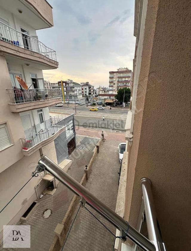 Tramvay Cadde Üstü 3+1 Satılık Daire 125m² 4