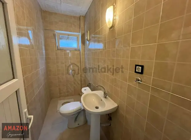 Amazon'dan Şeyh Adil Mezarlığı Civarı 3+1 Satılık Daire !!! 5
