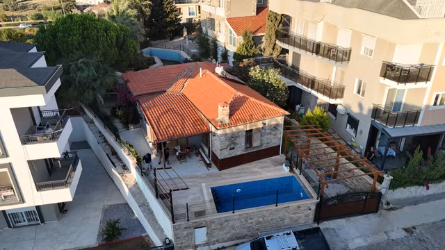 Didim Hisar Mahallesinde Tam Müstakil Havuzlu Taş Villa! 1