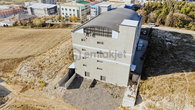 Kiralık 10.000 M² Fabrika Hadımköy Sanayi Bölgesi 4