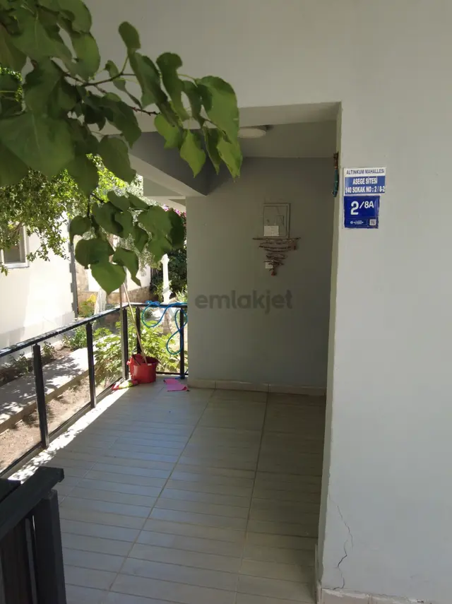 Altınkum'da Havuzlu Site İçerisinde, Denize Yürüme Mesafesinde K 5