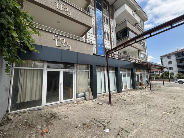 Alanyurt Yeni Mahalle Millet Caddesinde Kiralık 500 M² İş Yeri 5
