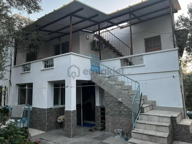 Çankayadan İskele Mahallesinde 3+1 Bahçeli Kiralık Daire 1