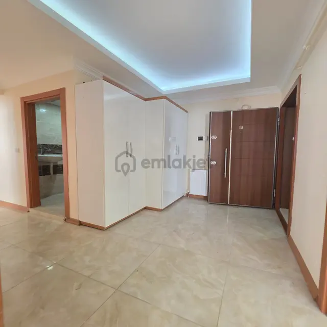 Çerkezköy Tepe Mevki Cadde Üzeri 3+1 Fırsat Kiralık Daire 3