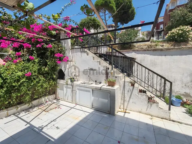 Seferihisar Atatürk Mah Satılık Deniz Manzaralı Uygun Villa 5