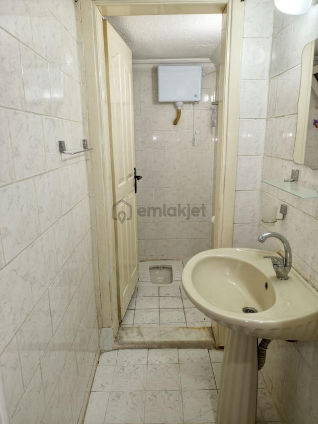 Kayalık Dedeoğlu Pastanesi Karşısında Kiralık Daire 4