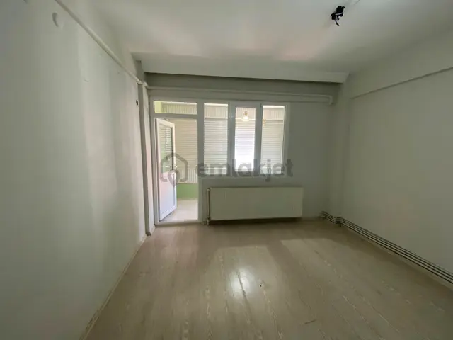 Ödemiş Salı Pazarında Kiralık 4+1 Doğalgazlı Daire 4