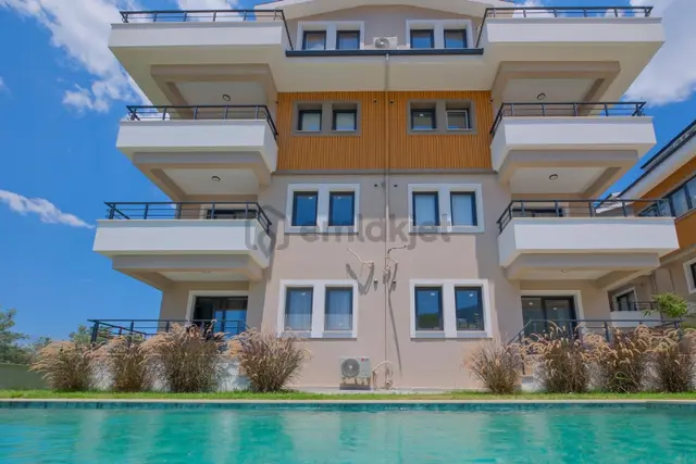 Fethiye'de Üniversite Yakını Havuzlu Sitede Yeni Dubleks 2+1 Satılık Daire 3