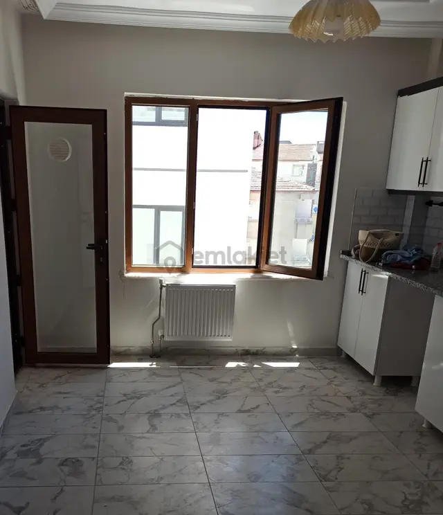 Yeni Mahalle'de 4 Yıllık Güney-batı Cephe Net 135m² 3+1 Daire 3
