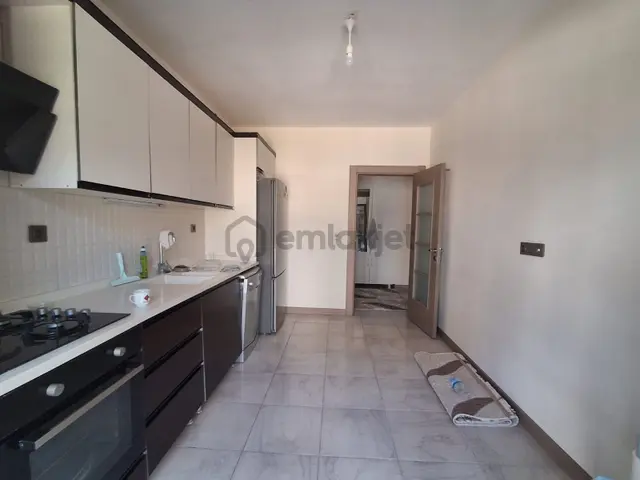 Abdullahpaşa Tokilerde 3+1 Kiralık Daire 3