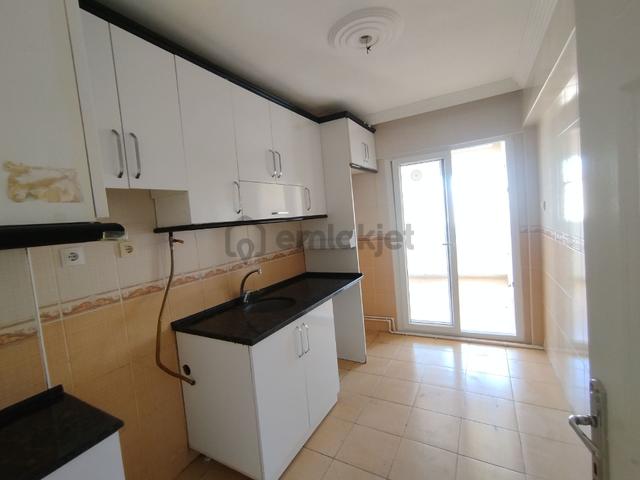 Menemen Ulukent Çakabey Sitesinde 3+1 Geniş Balkonlu Kiralık Daire 5