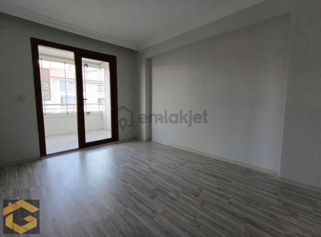 Zafer Fırın Yakını 2 .kat Kiralık 3+1 Daire 5