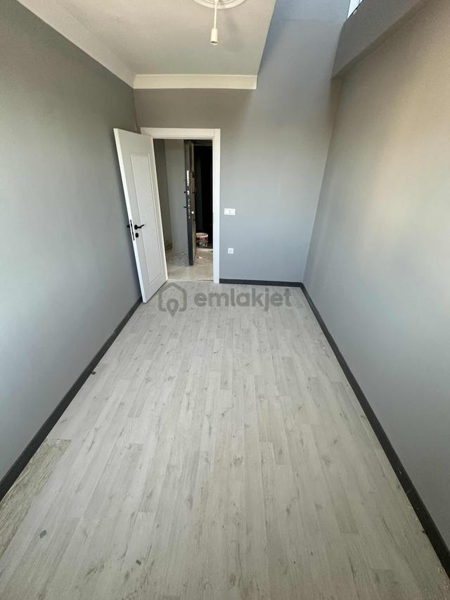Yunus Emre Mah. Satılık 4+2 Üst Dubleks 140 M² Sıfır 5