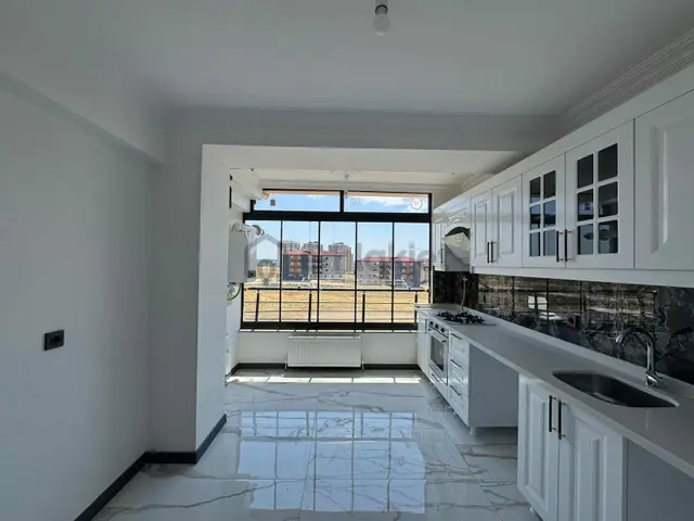 Ze/max^tan Kızılpınar Namıkkemal Mah. Kiralık 2+1 Arakat Daire 3