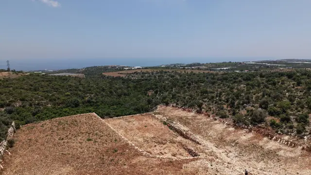 Erdemli Üçtepe Zeminden Deniz Manzaralı 5.5 Dönüm Satılık Arsa 3