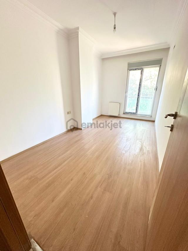 Kızılırmak Caddesı Üzerı Kıralık Ofıs 5