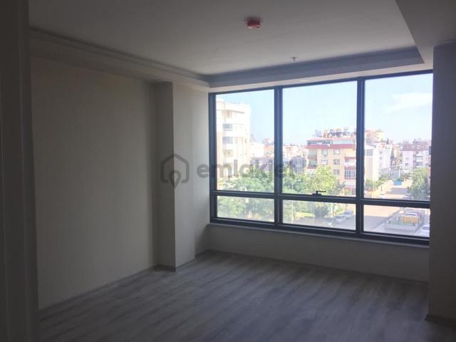 Kızılırmak Caddesı Üzerı Kıralık Ofıs 1