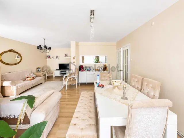 Bakırköy Meydana 5 Dakika 3+1 125m2 Cadde Üzeri Önü Kapanmaz 3