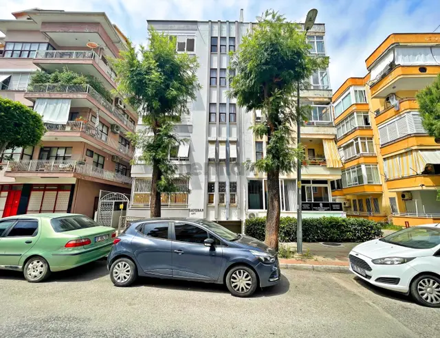 Alanya Merkezde Kiralık 2+1 Ayrı Mutfak Full Eşyalı Daire 1