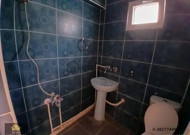 Bursa Yıldırım Yeşil Şible De Arakat Kombili Temiz Daire 2