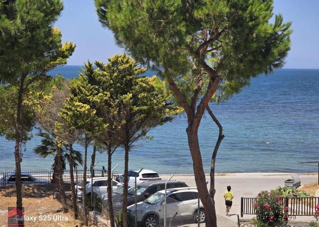 Aydın Didim Mavişehir'de Sahile Sıfır Tripleks Villa 5
