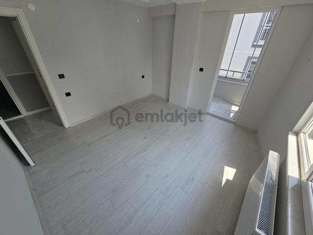 Atakum Körfezde Tramvaya Yürüme Mesafesinde Kiralık 2+1 Daire 5