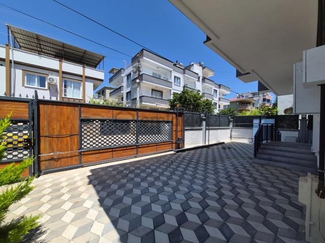 Üstünkent'ten Fuatmorel'de Modern 5+1 Sıfır Tripleks Villa 2