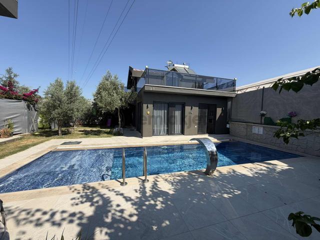 Kargı Mahallesinde Havuzlu 3+1 Eşyalı Uzun Dönem Kiralık Villa 2