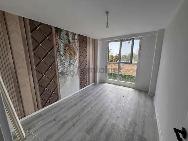 Projeli Ruhsatlı Projeye Uygun 2+1 Tek Katlı Bahçeli Villa 3