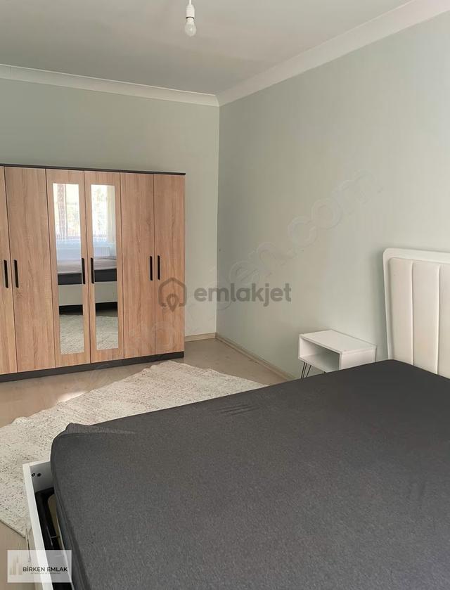 Birken Emlaktan Senem Sokakta Geniş 2+1 Eşyalı Kiralık Ara Kat 2