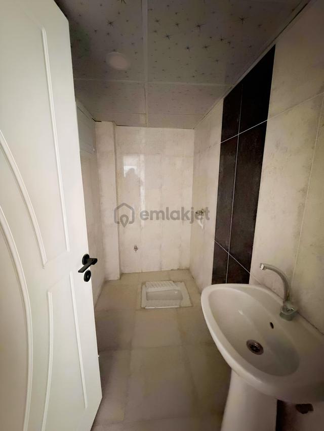 Furkan Emlaktan Afyon Çay İlçesinde Satlık Sıfır 3+1 Lüks Daire 3