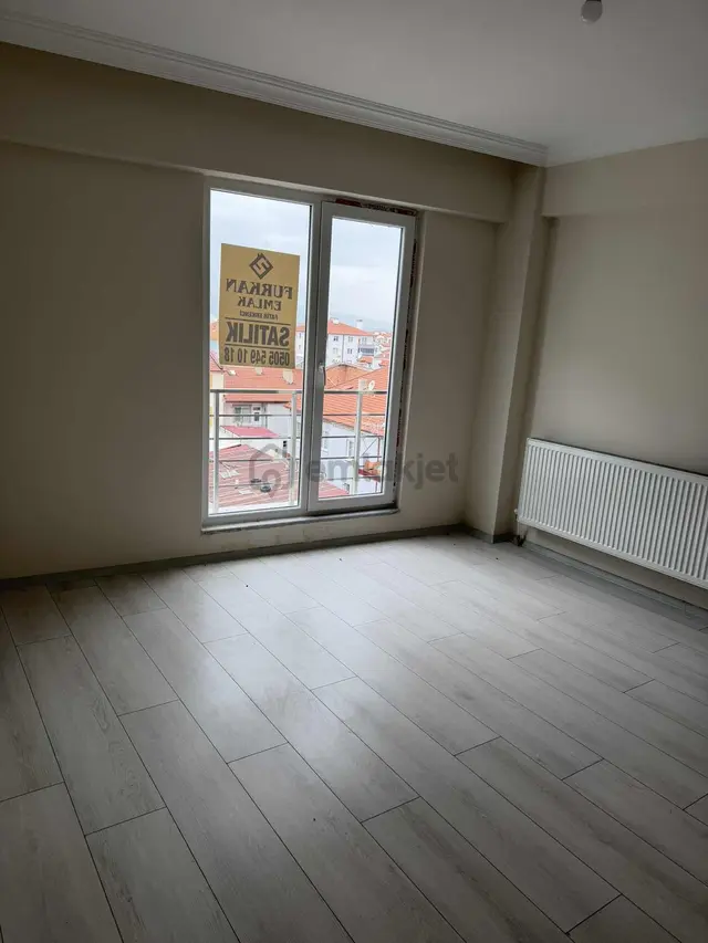 Furkan Emlaktan Afyon Çay İlçesinde Satlık Sıfır 3+1 Lüks Daire 4