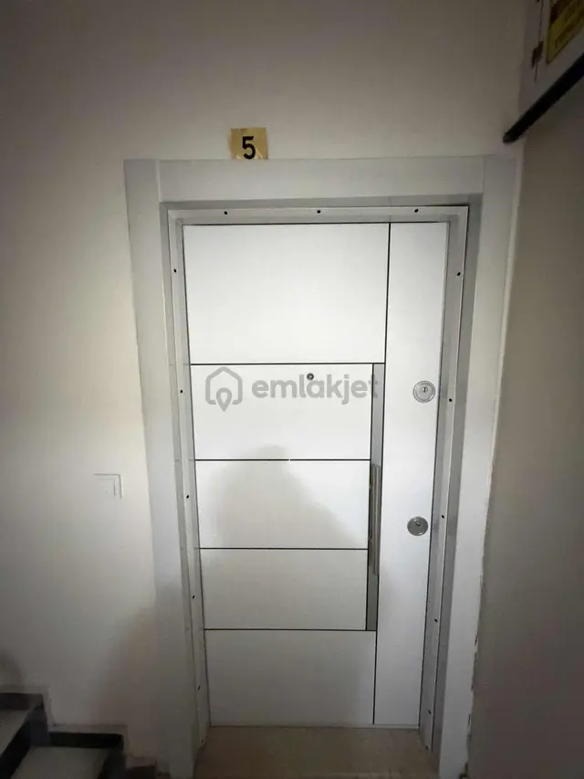 Furkan Emlaktan Afyon Çay İlçesinde Satlık Sıfır 3+1 Lüks Daire 3