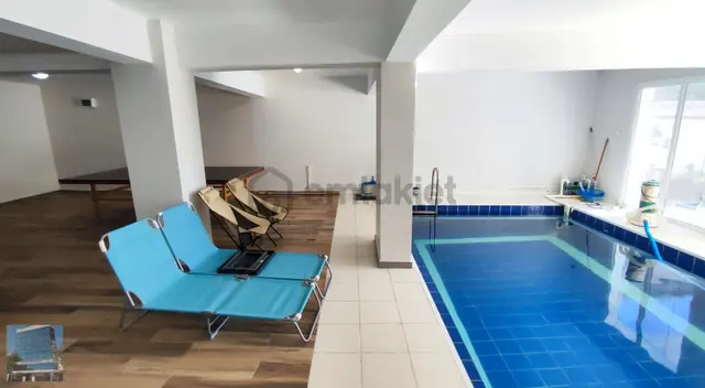 Bornova Atatürk Mahallesinde Kapalı Havuzlu 5katlı Satılık Villa 2