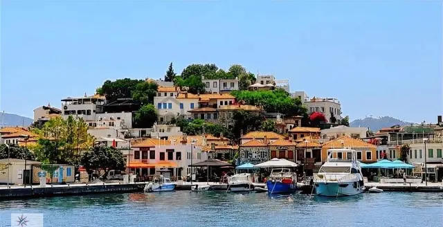 Marmaris Ana Cadde Üzerinde Satılık Dükkan 1