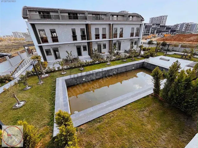 Havalimanı Yakını Site İçerşsinde Eşyalı Kiralık Daire 2
