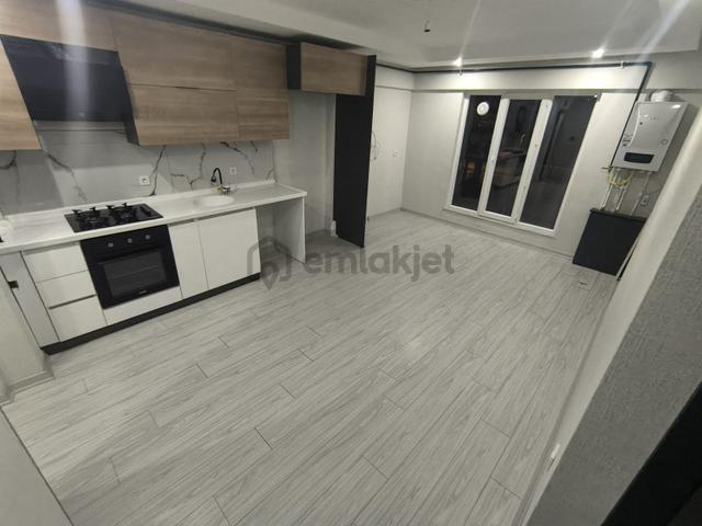 Kiralık Ana Yol Ve Hastane Yakını 2+1 Yapılı Yeni Bina 5