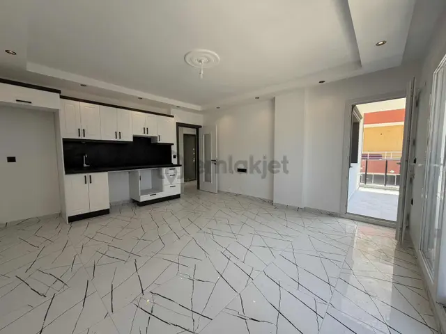 Sıfır Asansörlü 2+1 4