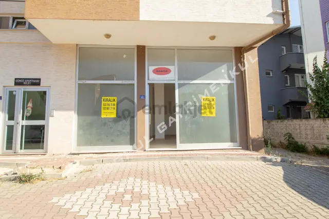 Çalı Gümüşlük'te Cadde Üstünde 75m2 Kiralık Dükkan 1