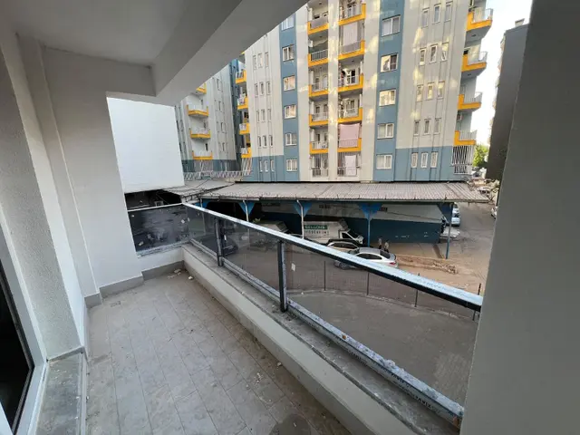 Onix21 Emlak'tan Fuar Alani Yanı Sıfır Yapı Kiralık 3+1 Daire 5