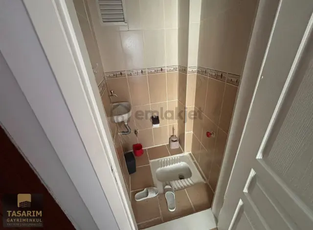 Lokasyon Avantajlı | 3. Kat | Full Eşyalı Ve Bakımlı 2+1 Daire 4