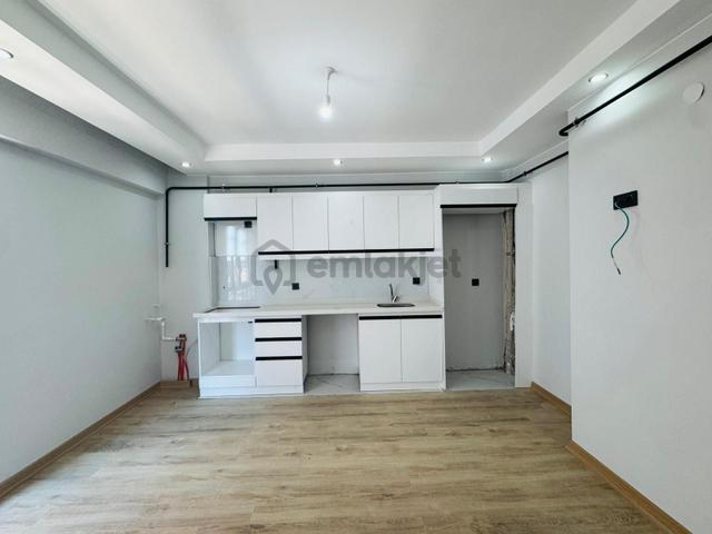 Mer-pa İnş Çerkezköy/bağlık Mah'de Okullar Avm.'ler Bölgesinde/ Acil Satılık/sıfır / 1+1 4