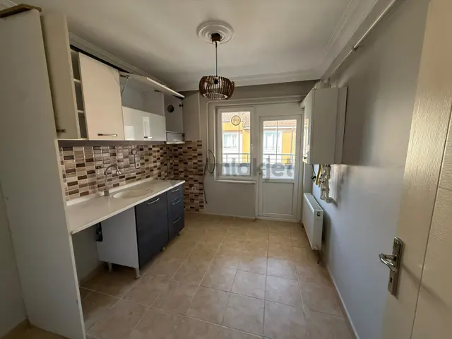 Cumayeri Çevrik Mahallesi Meşepark Sitesinde Satılık 2+1 Daire 5