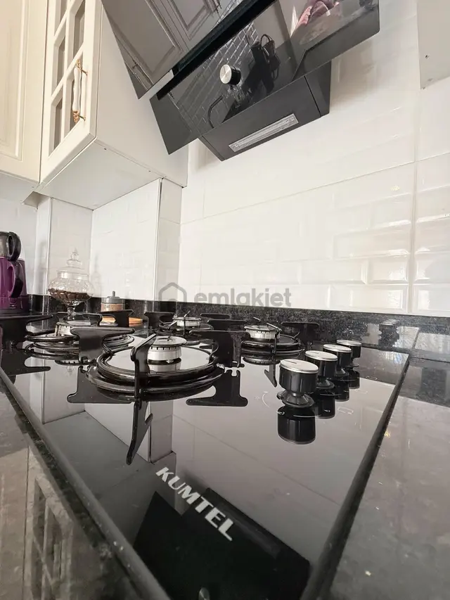 Han Emlak'tan Tömükte S.içi Havuzlu Lüks Eşyalı Satılık 1+1 5