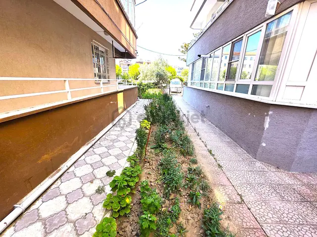 Akçayda Denize Yakın Emsalsiz 2+1 Ayrı Mutfak 2