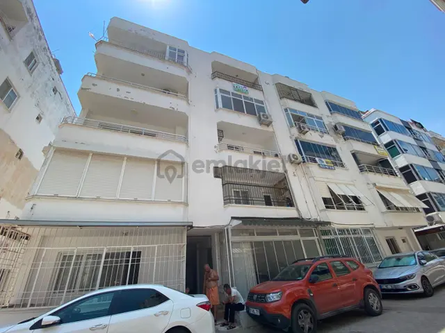 Kızkalesi'nde Deniz Manzaralı Eşyalı 2+1 Satılık Fırsat Daire 1