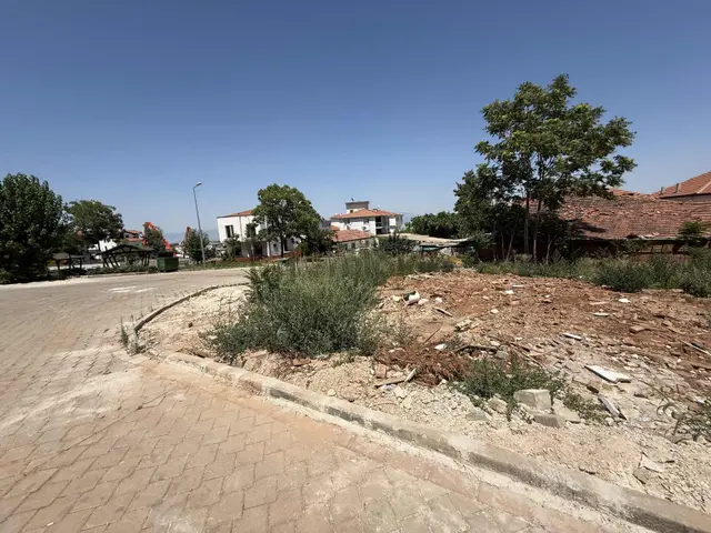 Yatırımlüx'ten Bereketler Mh. B+3 Köşe Arsa