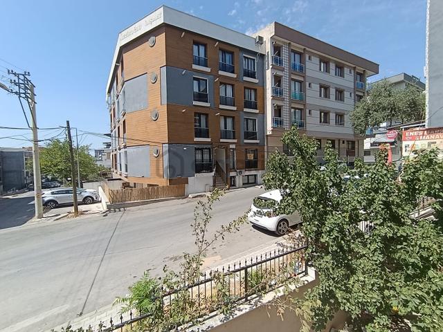 Deü Tınaztepe Kampüsü Yakını 2+0doğalgazlı Balkonlu Arakat Daire 4